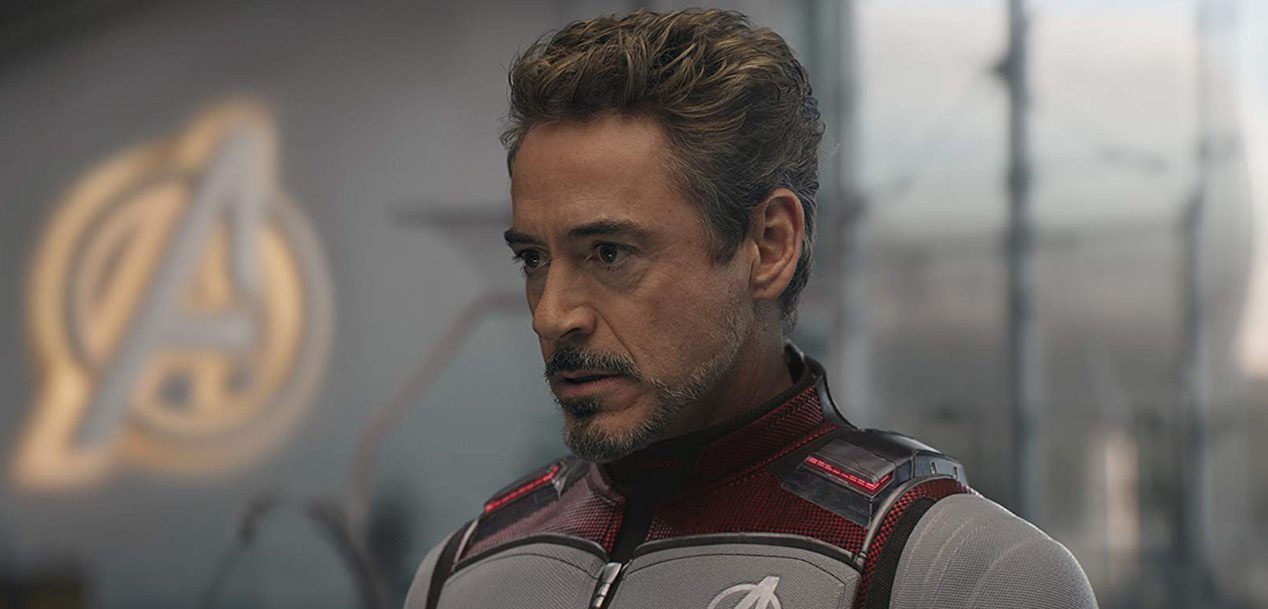 Robert Downey Jr. hat einen Blick hinter die Kulissen seines großartigen Moments in "Avengers: Endgame" geworfen.