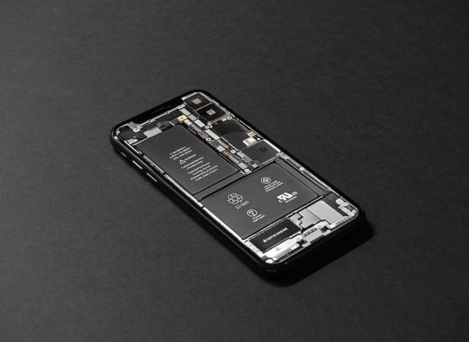 Apple wird ein neues "hackerfreundliches" iPhone anbieten 1