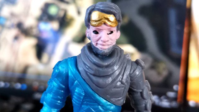 Chinese bootleg Apex Legends figures
