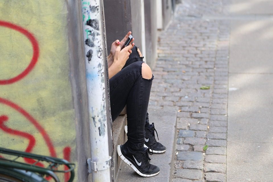 WhatsApp pasa a ser para mayores de 16 años en Europa
