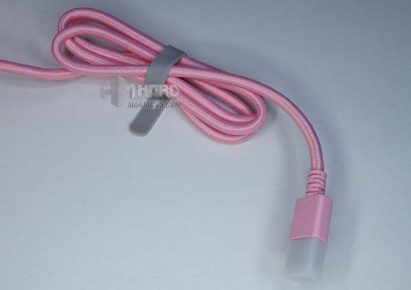 pinkes USB-Kabel Razer Base Station Chroma Quartz Edition