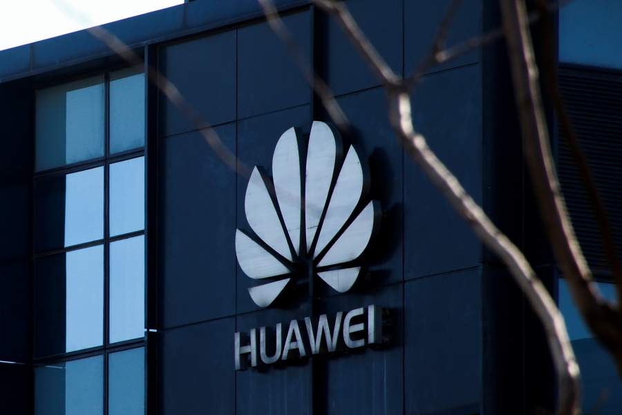 Huawei räumt ein, dass der Umsatz mit Mobiltelefonen außerhalb Chinas um 40% gesunken ist