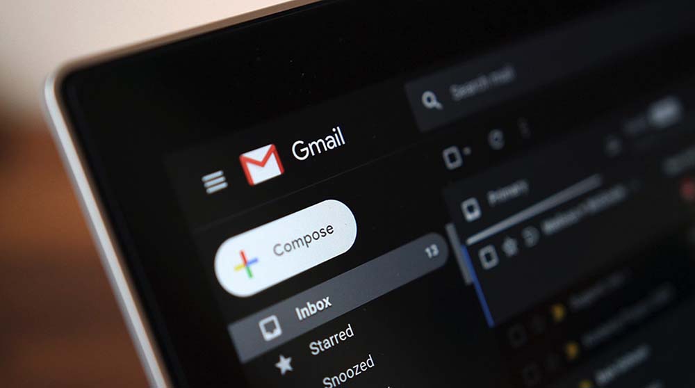 So aktivieren Sie den Dunkelmodus in Google Mail für Android