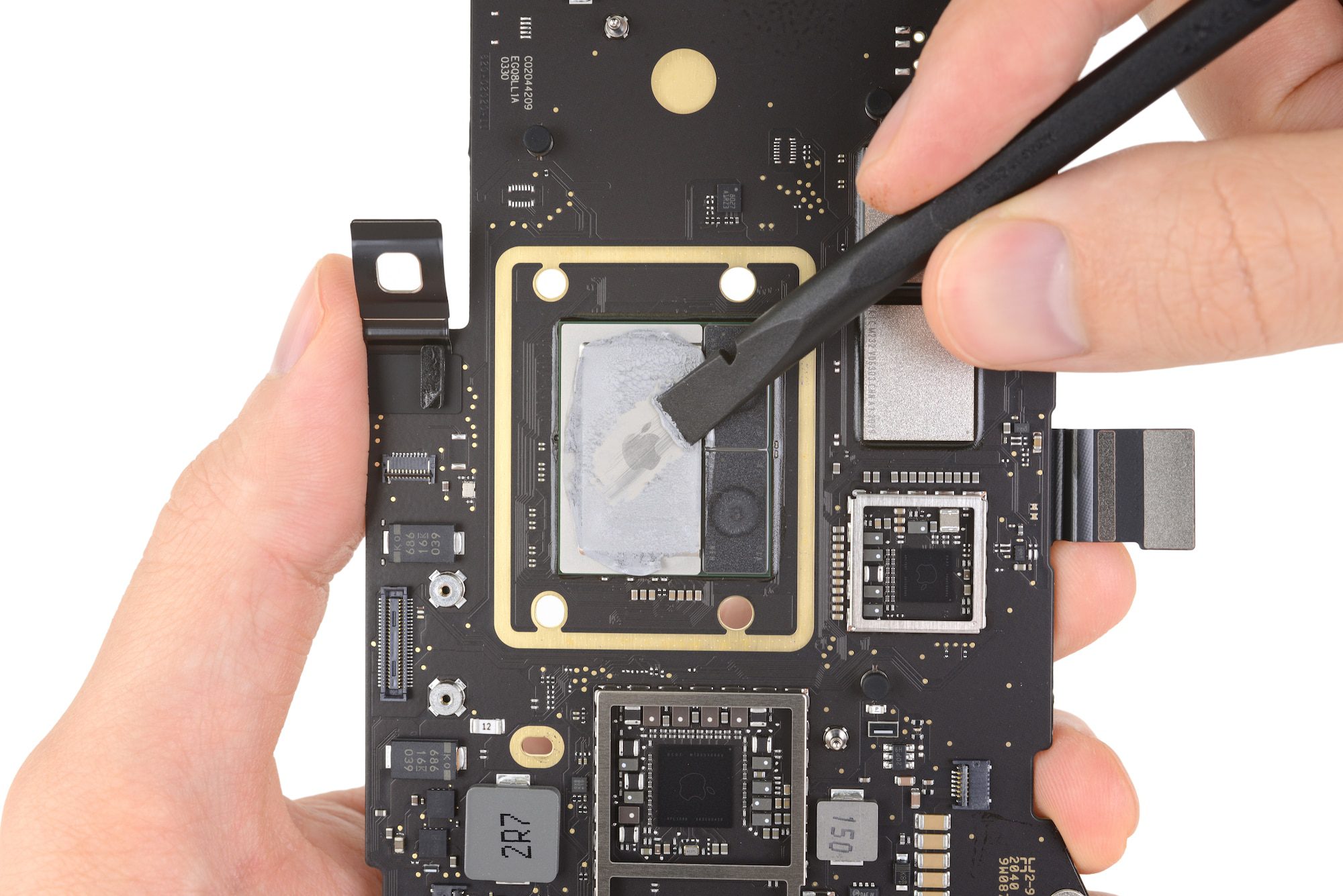 M1 MacBook Air und MacBook Pro Teardown gibt einen klaren Blick auf den neuen M1-Chip 1