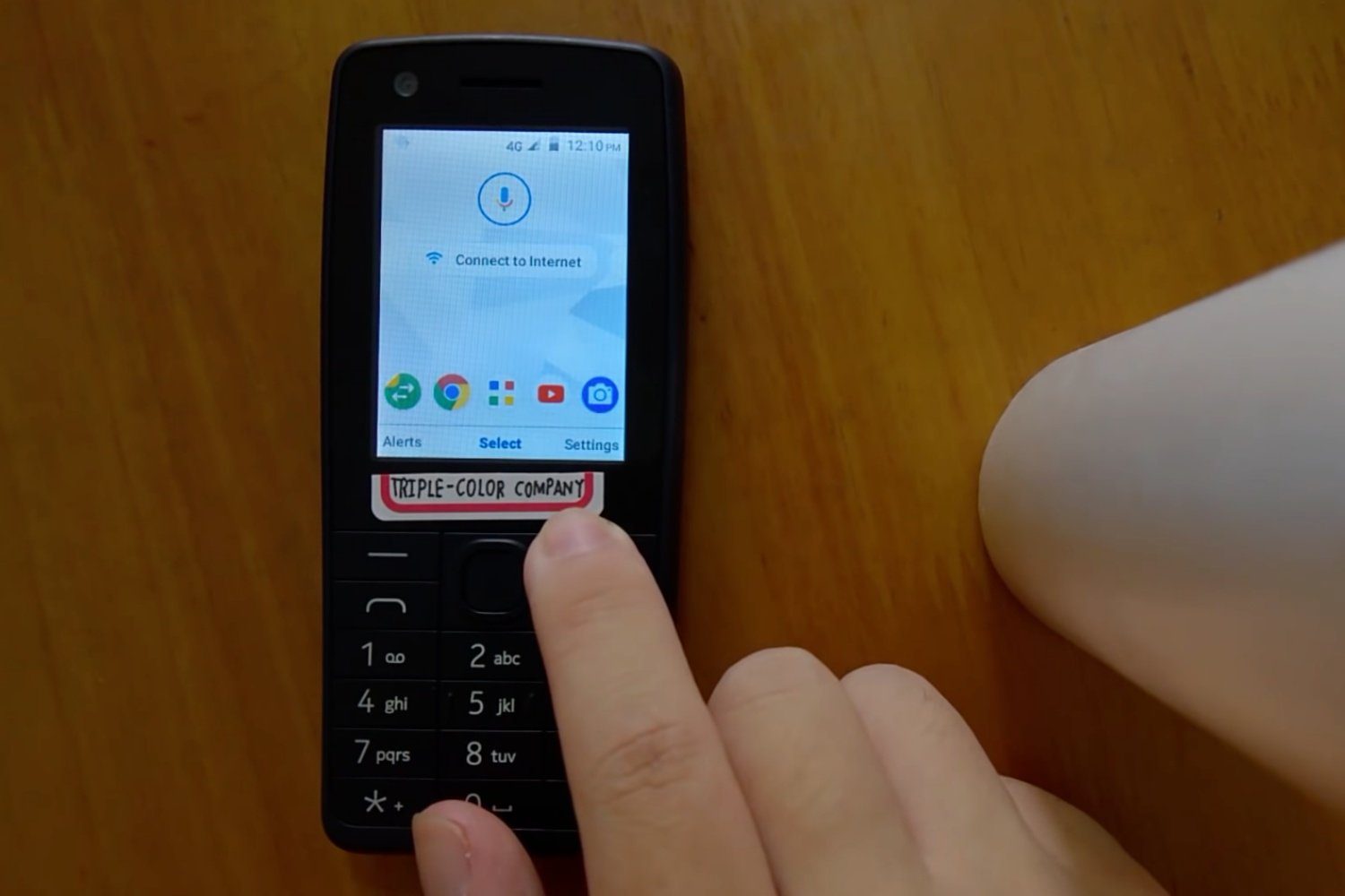 So könnte das Google-System für Billigtelefone aussehen. Android für Feature Phones zu Video 204