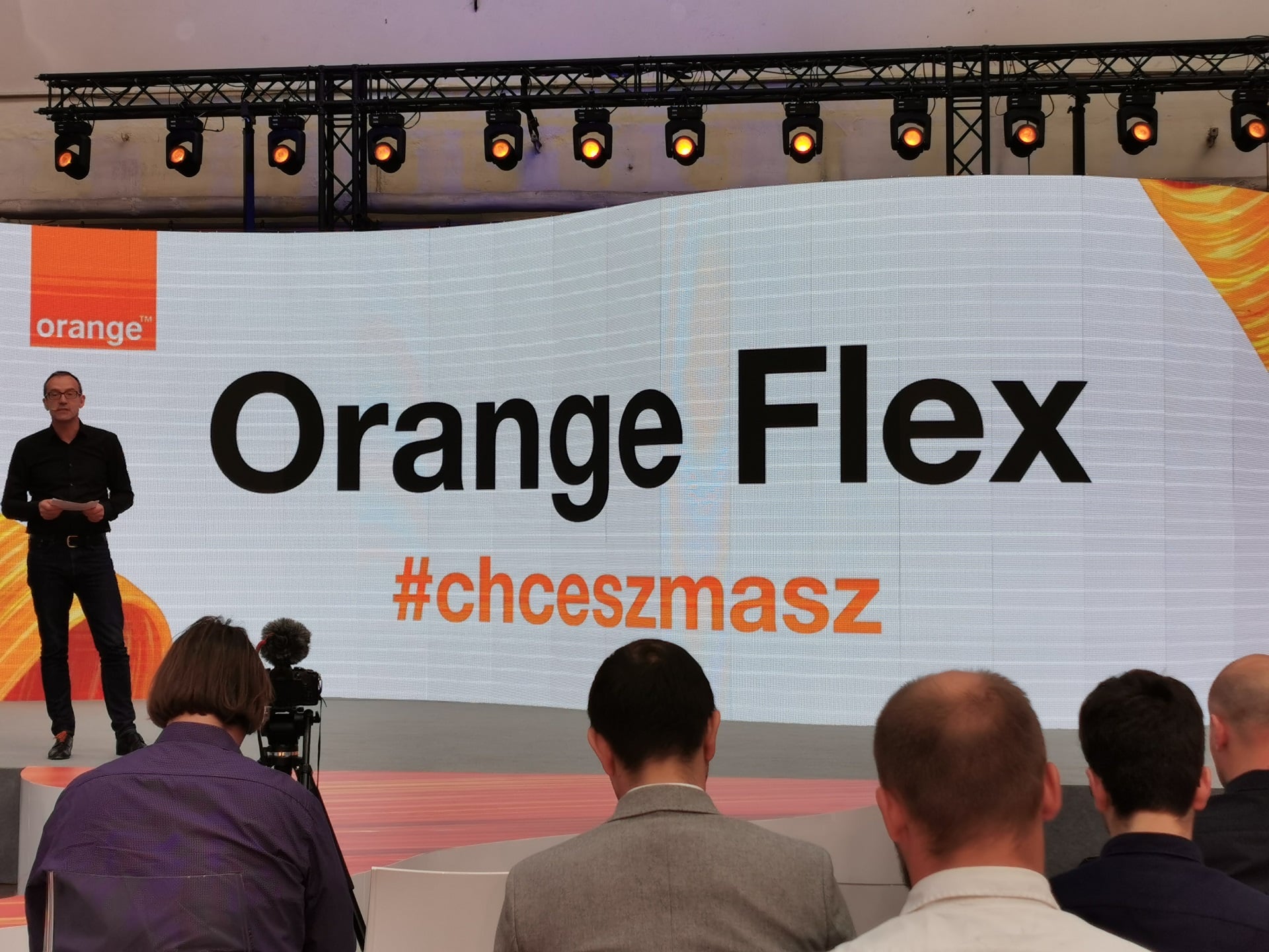 Hast du Orange Flex? Sie können kaufen Galaxy A12 billiger um 150 PLN (und nicht nur!) 283