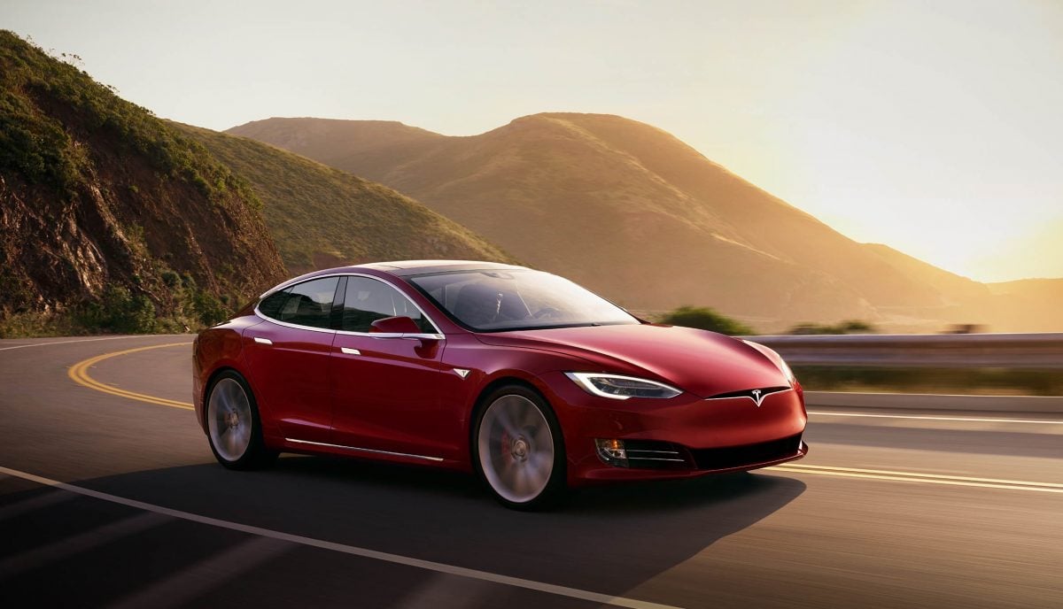 Tesla Model S und X - fast 160.000. Autos zur Reparatur wegen Bildschirmen 12