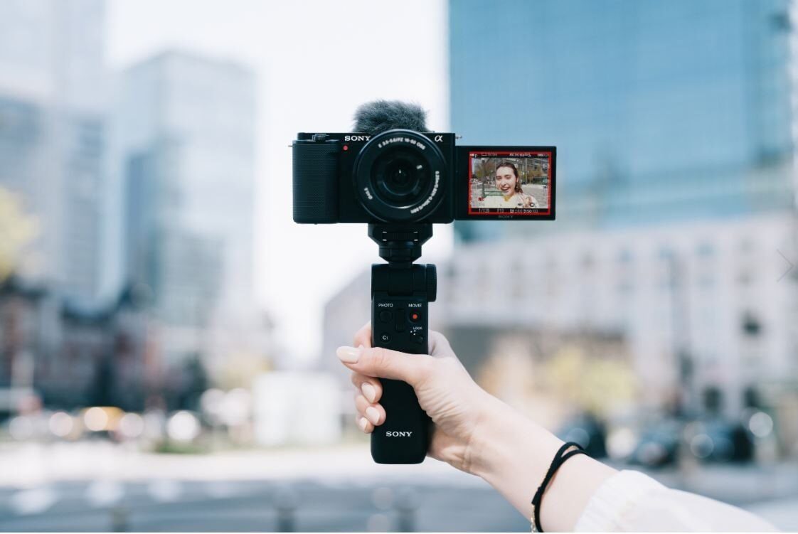 Sony hat eine Kamera gezeigt, die für Videoblogger nützlicher ist als für Fotografen 89