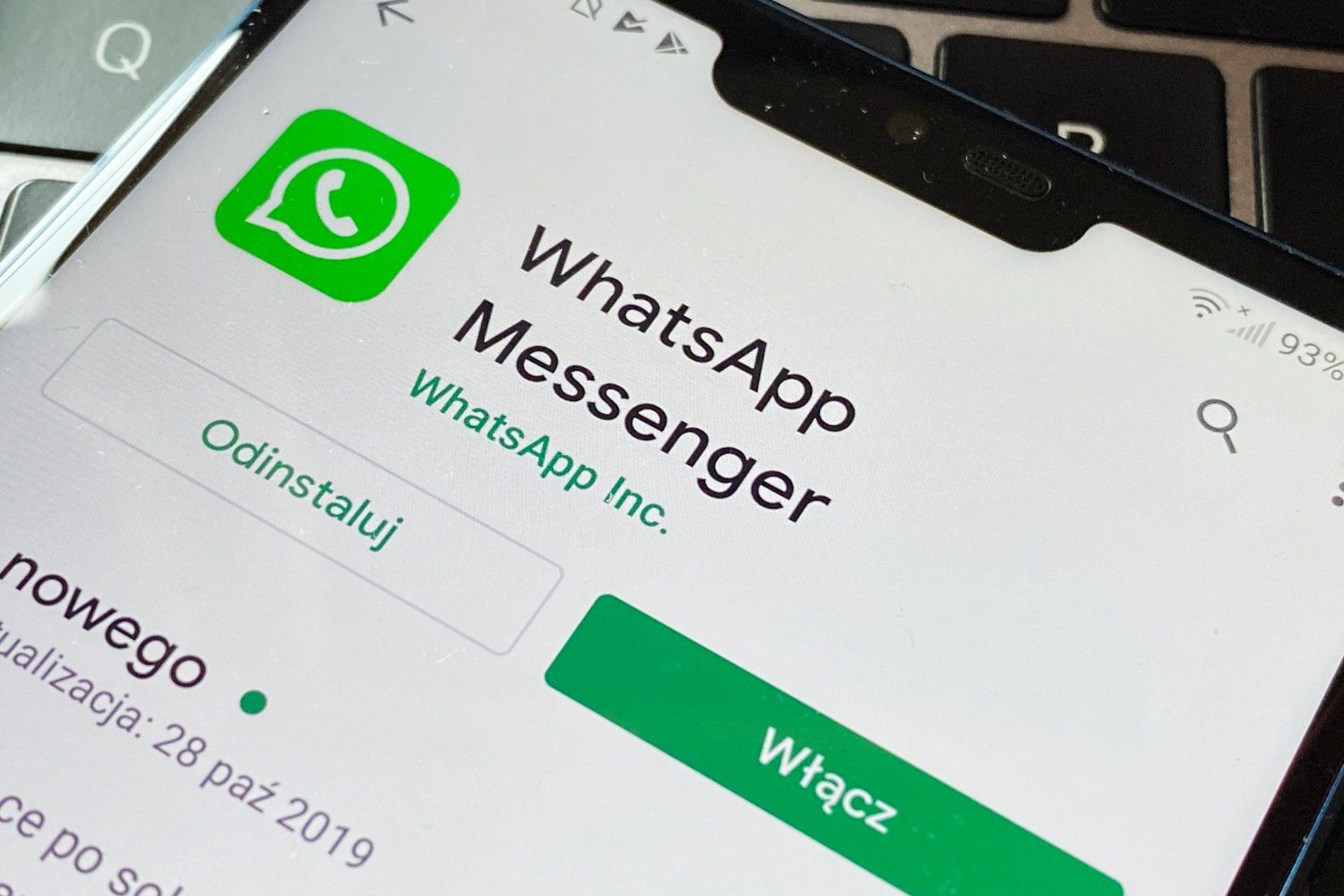Allerdings müsst ihr die Änderungen bei WhatsApp erst am 15. Mai akzeptieren, aber der Messenger lässt euch diese nicht vergessen 20