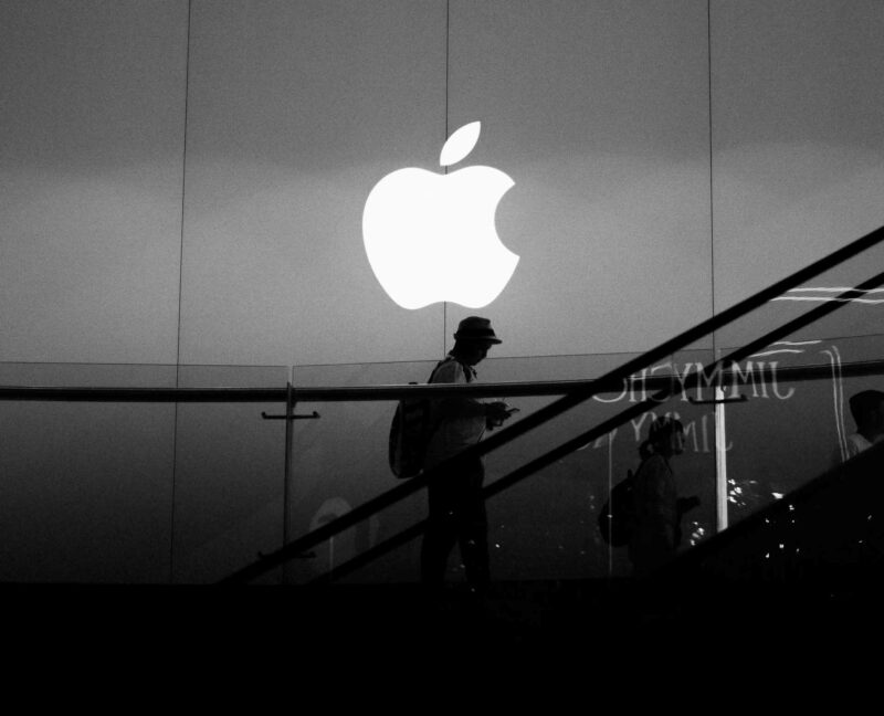 oben Apple Geschichten der Woche: Apple Verklagt Pegasus Spyware Creator, tolle Black Friday-Angebote fÃ¼r iPhones und Macs, Mehr 380